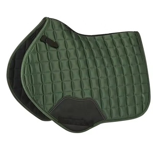 Tapis de selle d'équitation personnalisé en tissu satiné pour le saut d'obstacles, avec nom personnalisé Sd-101, formel, quatre saisons - Product Image 1