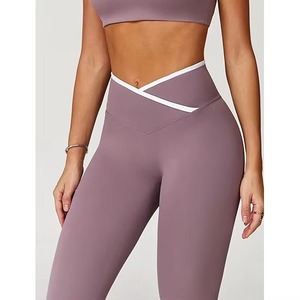 Latest Arrival Plus Size Reversible Solid Yoga Set Fitness Activewear Front Logo Breathable Seamless Spandex/Nylon Tracksuit Set - Product Image 5