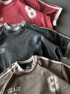 T-shirt léger en maille à manches courtes pour homme, coupe classique, effet délavé, col rond, avec numéro 8 imprimé au dos et bordure contrastante - Product Image 6