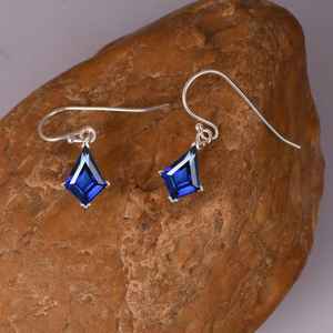 ต่างหูรูปว่าวไพลินสีน้ำเงิน เงินแท้ 925 สไตล์วินเทจ ตัดแบบว่าว สำหรับเจ้าสาว ต่างหูประจำเดือนเกิดเดือนกันยายน - Product Image 2