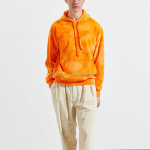 Sweat à capuche oversize tendance avec tissu polaire chaud, conçu pour la mode streetwear et les tenues d'hiver confortables au quotidien - Product Image 2
