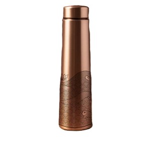 Bouteille d'eau en cuivre gravée écologique, bouteille à boire en métal tendance pour la maison, le bureau, la salle de sport, récipient à boisson vintage rustique - Product Image 2