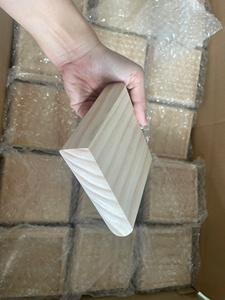 Múltiples Opciones de Madera: Tapas Planas Personalizables de Roble Rojo para Postes de Escalera, Duraderas, para Escaleras y Balcones - Product Image 3