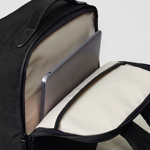 Sac à dos pour ordinateur portable de luxe en polyester léger et durable avec fermeture éclair géométrique, respirant, écologique et bretelles arquées - Product Image 4