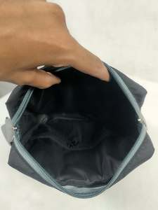 Sac à bandoulière léger en polyester tendance |   Sac de voyage étanche pour téléphone portable, sac bandoulière |   Fermeture éclair unisexe durable - Product Image 4