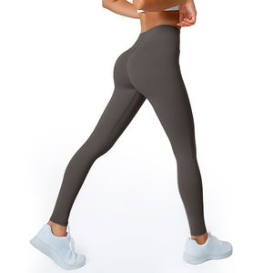 Leggings Deportivos de Cintura Alta sin Costuras, Color Sólido, Efecto Push-Up para Mujer - Product Image 4