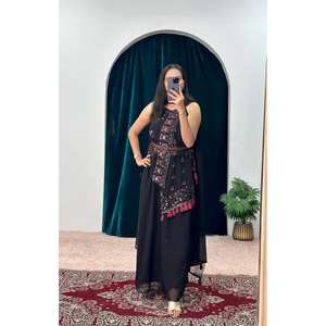 DISEÑADOR GEORGETTE BORDADO TRABAJO TOP PALAZZO CON DUPATTA NEGRO - Product Image 1