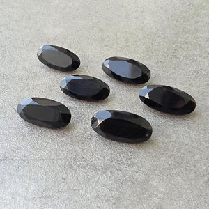 Ónix Negro Natural, Corte Facetado, Calibrado, Gema Ovalada Grande Suelta, para Joyería, Todos los Tamaños Disponibles, Juego de Colores - Product Image 2