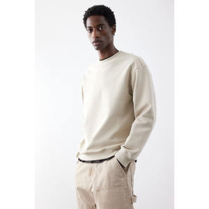 Sudaderas de Hombre 100% Algodón, Diseño Sólido, Invierno, Logotipo Personalizado, Alta Calidad, Venta al Por Mayor, MOQ Bajo, Hecho en Pakistán, Talla Grande - Product Image 4