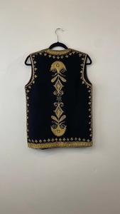 Elegante Chaleco Tradicional Afgano de Lana para Hombre, con Bordado Intrincado a Mano, de Secado Rápido y Transpirable, para Otoño - Product Image 4