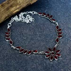 Élégant pendentif vintage en grenat rouge avec serti clos, en argent sterling 925, chaîne ajustable, fait main, cadeau de bijoux de fiançailles - Product Image 1