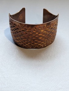 Mancuernillas Antiguas y de Cobre Diseñadas por Artesanos y Accesorios de Moda de Cristal con Diseño Detallado - Product Image 5