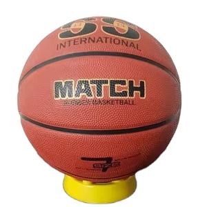 Cuir PU personnalisé OEM de haute qualité Taille officielle Basketball Logo personnalisé Option avec blanc vierge - Product Image 5