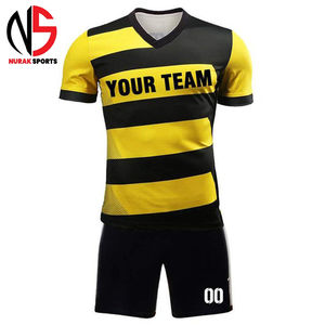 Maillots et Shorts de Football pour Hommes 2026 – Kits de Football à Prix Abordable – Uniformes de Football par Sublimation – Personnalisation OEM – 100% Polyester Maille - Product Image 5