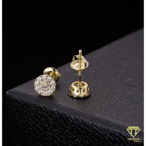 Boucles d'oreilles clous en argent sterling 925 avec micro-pavé de moissanite et diamants, bijoux de luxe pour femmes - Product Image 2