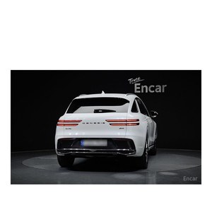 Genesis GV70 2.5T Gasolina AWD Modelo Junio 2024 con 20,671 km, Caja de Cambios Automática, Asientos de Cuero, Cámara Trasera, Volante a la Izquierda - Product Image 4