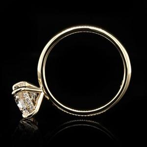 Anillo de Diamante Corte Cojín de Oro Amarillo de 18K, 2CT, Cultivado en Laboratorio, Certificado IGI, Clásico, Solitario para Mujer - Product Image 6