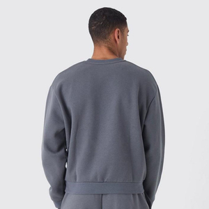 Conjunto de chándal de alta demanda: Sudadera con capucha y cremallera M Star de corte holgado y sobredimensionado, y pantalones de chándal tipo jogger con ribetes para hombre. - Product Image 2