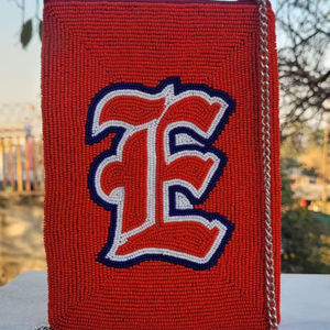 Pochette de soirée luxueuse faite main avec broderie perlée et fermeture éclair, ornée de perles de rocaille - Product Image 1