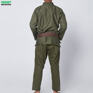 Kimono de Jiu-Jitsu Vert Olive, Uniforme d'Arts Martiaux en Coton Lourd, Tenue d'Entraînement avec Veste Cousue et Pantalon Résistant aux Déchirures - Product Image 3