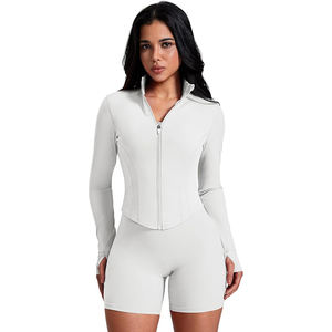 Veste de yoga courte pour femme, col montant, fermeture éclair intégrale, coupe ajustée, séchage rapide, mélange nylon-spandex, pour entraînement et superposition - Product Image 4