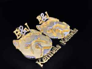 Pendentif personnalisé en acier inoxydable plaqué argent avec tête de chien, orné de cristaux CZ et de strass, thème tigre cosmique, unisexe, style hip-hop - Product Image 1