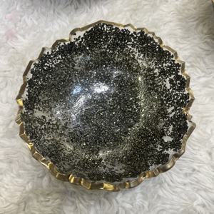 Bol décoratif en pyrite du Pérou avec bordure dorée, porte-cristal énergétique pour la prospérité et l'argent, pour la maison, le bureau et les cadeaux - Product Image 3