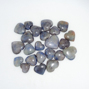 Cœur gravé en cristal de saphir bleu naturel, poli à la main, pierre précieuse de guérison pour la méditation, le Reiki, l'énergie des chakras et la décoration spirituelle - Product Image 3