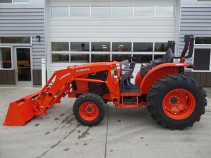 Tractor L4760 2025, Equipo Premium Listo para Exportación, Suministro al por Mayor de Alta Resistencia - Product Image 4