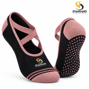 Calcetines de Ballet Antideslizantes con Logotipo Personalizado Bordado para Mujer, Calcetines de Yoga y Pilates con Tiras Cruzadas y Agarre de Silicona - Product Image 1