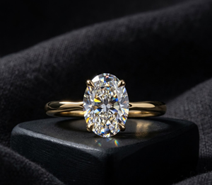 Anillo de Compromiso Clásico con Diamante Solitario Ovalado Cultivado en Laboratorio, Chapado en Oro de 18K/14K, con Halo Oculto, Anillo de Promesa Nupcial para Mujer, Regalo - Product Image 1