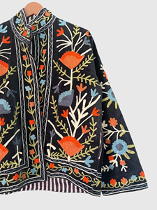 Veste en velours brodée à la main avec des motifs floraux, manches longues, col mandarin, taille plus, vêtements de printemps pour femmes - Product Image 6