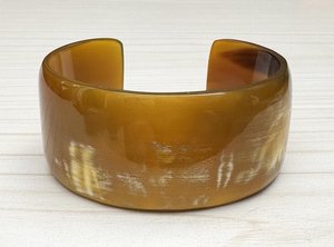 Most and Hot Sell Buffalo Horn <b>Bracelet</b> Used to create versatile and natural looking statement pieces and <b>stacked</b> bangles. - Product Image 3