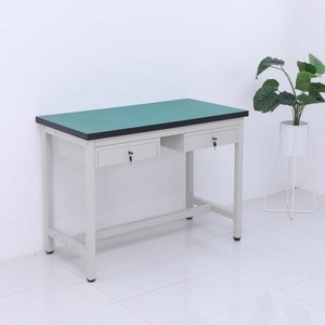 Banc de travail antistatique en métal personnalisé pour atelier de maintenance, idéal pour les applications en salle blanche - Product Image 1
