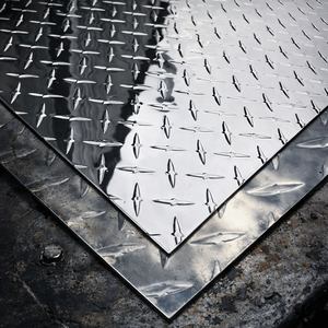 Láminas Antideslizantes de Plástico a Cuadros 5005 5052 5754 H32, Placa de Aluminio a Cuadros de 2.5 mm de Espesor - Product Image 1