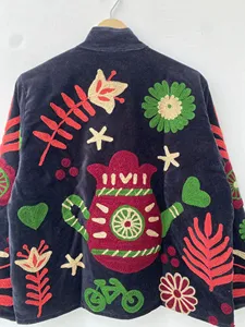 Chaqueta de terciopelo azul marino estilo bohemio con intrincados bordados florales y de hojas Suzani, ropa de otoño para mujer - Product Image 5