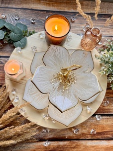Flower Resin <b>Cake</b> <b>Stand</b>, Fruit <b>Stand</b>, Cupcake <b>Stand</b>, Grazing <b>Stand</b>, White and Gold Resin Tray, Wedding <b>Cake</b> Floral Resin <b>Cake</b> St - Product Image 3