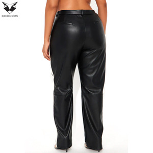 Pantalon en cuir PU noir pour femme avec bande latérale blanche, taille haute, ourlet fendu, style sport chic, sexy, pour clubbing - Product Image 4