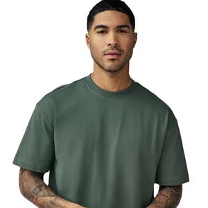 Camiseta de verano con cuello simulado para hombre, logotipo personalizado, manga corta, dobladillo dividido, camisetas de Boutique de talla grande lisas de secado rápido a la moda - Product Image 1