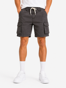 Pantalones cortos cargo color carbón para hombre, corte relajado, pantalones cortos utilitarios, pantalones casuales de verano, pantalones cortos multibolsillos para exteriores, pantalones cortos cargo con cordón en la cintura - Product Image 1