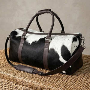 Bolsas de Viaje de Cuero Vacuno OEM, Proveedor Mayorista, Hechas a Mano, Ligeras, de 30-40L, Calidad de Exportación - Product Image 1