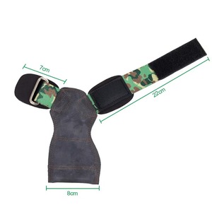 Bandes de poignet pour haltérophilie avec protection de la paume, sangles de gym réglables à scratch camouflage pour l'entraînement de force - Product Image 1