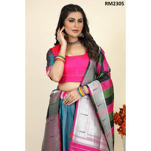 Lehenga Choli Tradicional. 
 
 Dale un Toque Tradicional a tu Estilo con este Lehenga en Material Jacquard Embellecido con Detalles Completos - Product Image 1