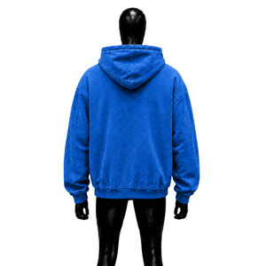 Sudadera con Capucha Azul con Gráficos y Letras Blancas en Grafiti, Estilo Urbano Holgado, Texturizado, Moda Casual - Product Image 2