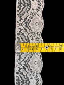 Hot Sale Premium White Floral Nylon Lace Trim – Vintage Rose <b>Pattern</b> Scalloped Edging Ribbon with Straight Sewing Edge - Product Image 4