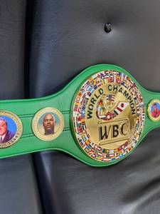 WBC <b>World</b> Champion Boxing Belt Green Leather <b>Material</b> Durable Unisex Martial Arts Equipment - Product Image 3