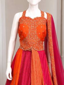 Ensemble Anarkali indien pakistanais rose orangé, ensemble Lehenga brodé, dupatta en filet, tenue de cérémonie festive - Product Image 3