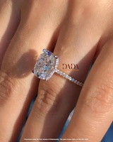 Anillo de Compromiso y Boda de Diamante Cultivado en Laboratorio con Corte Radiante de Lujo, Certificado IGI, Oro de 14K con Baño de Rodio, Anillo Nupcial Personalizado para Mujer