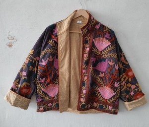 Handcrafted Kashmiri Crewel Embroidered Velvet Breathable Eco-Friendly Winter <b>Quilted</b> Floral Pattern Kimono Coat - Product Image 2