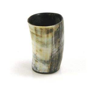 Corne à boire en verre artisanale écologique pour le bureau, design moderne par HANNAN HANDICRAFT - Product Image 1